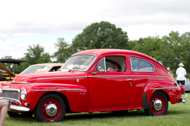 Illustration for article titled custom cars at Occoquan this afternoon